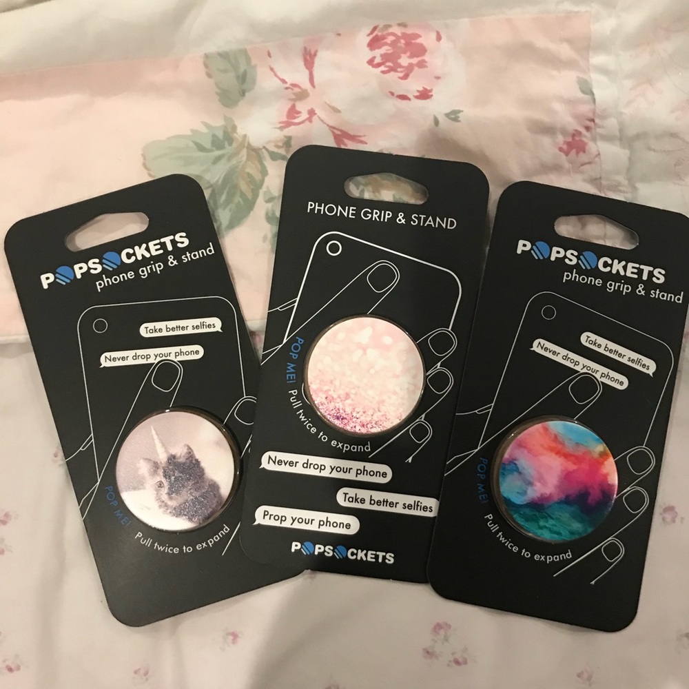 Pop sockets
